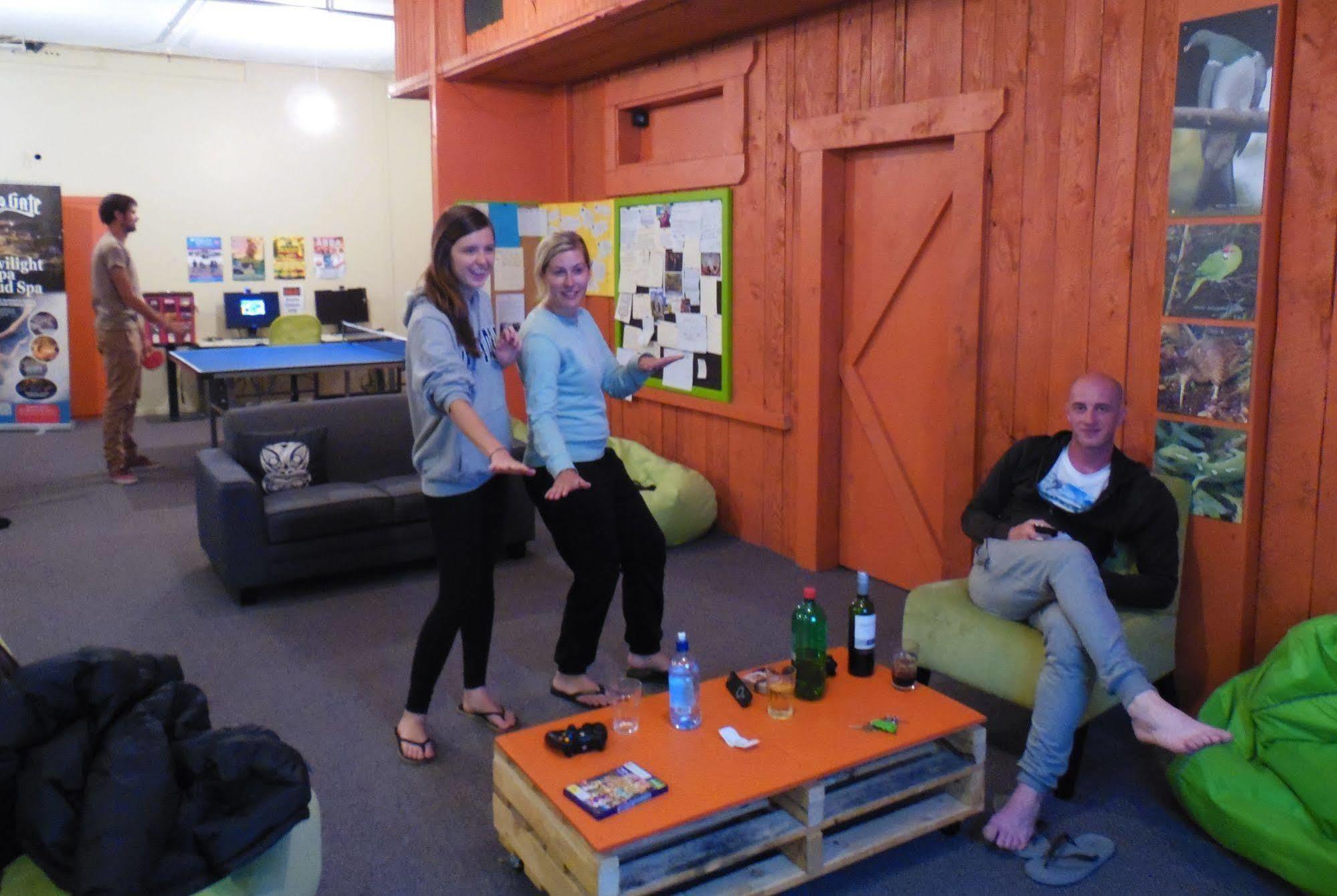 Hostel Rock Solid Backpackers *