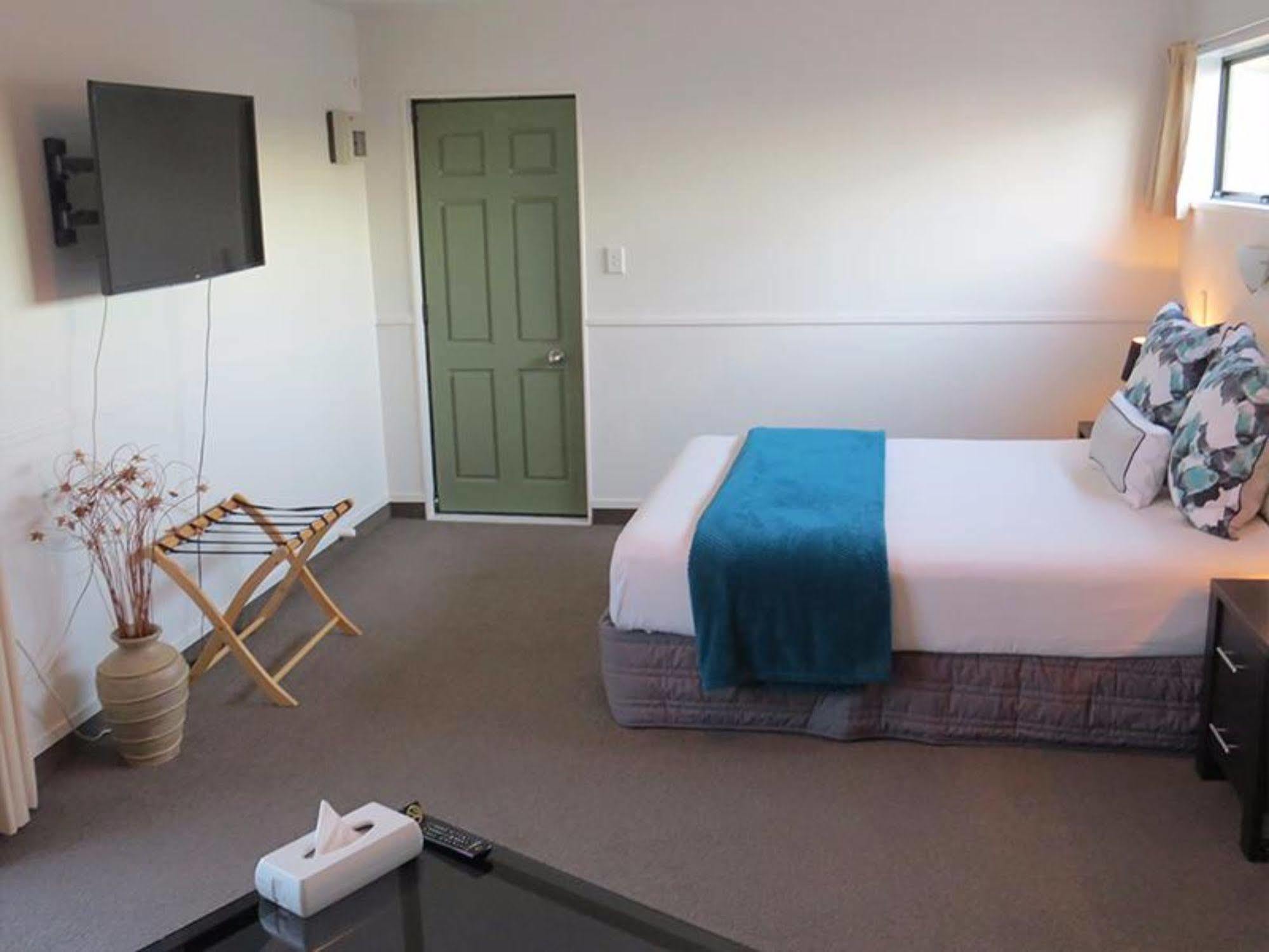 Motel Pohutu 3*