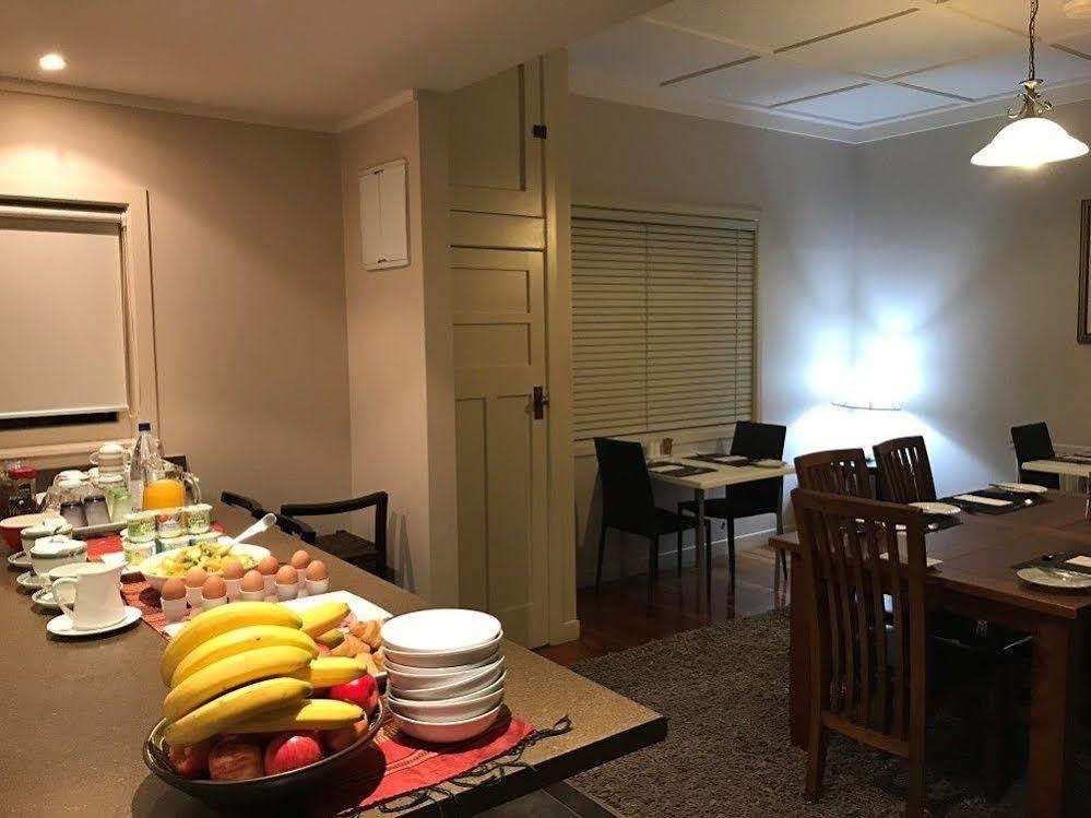 Bed & Breakfast Lakes (adults Only)