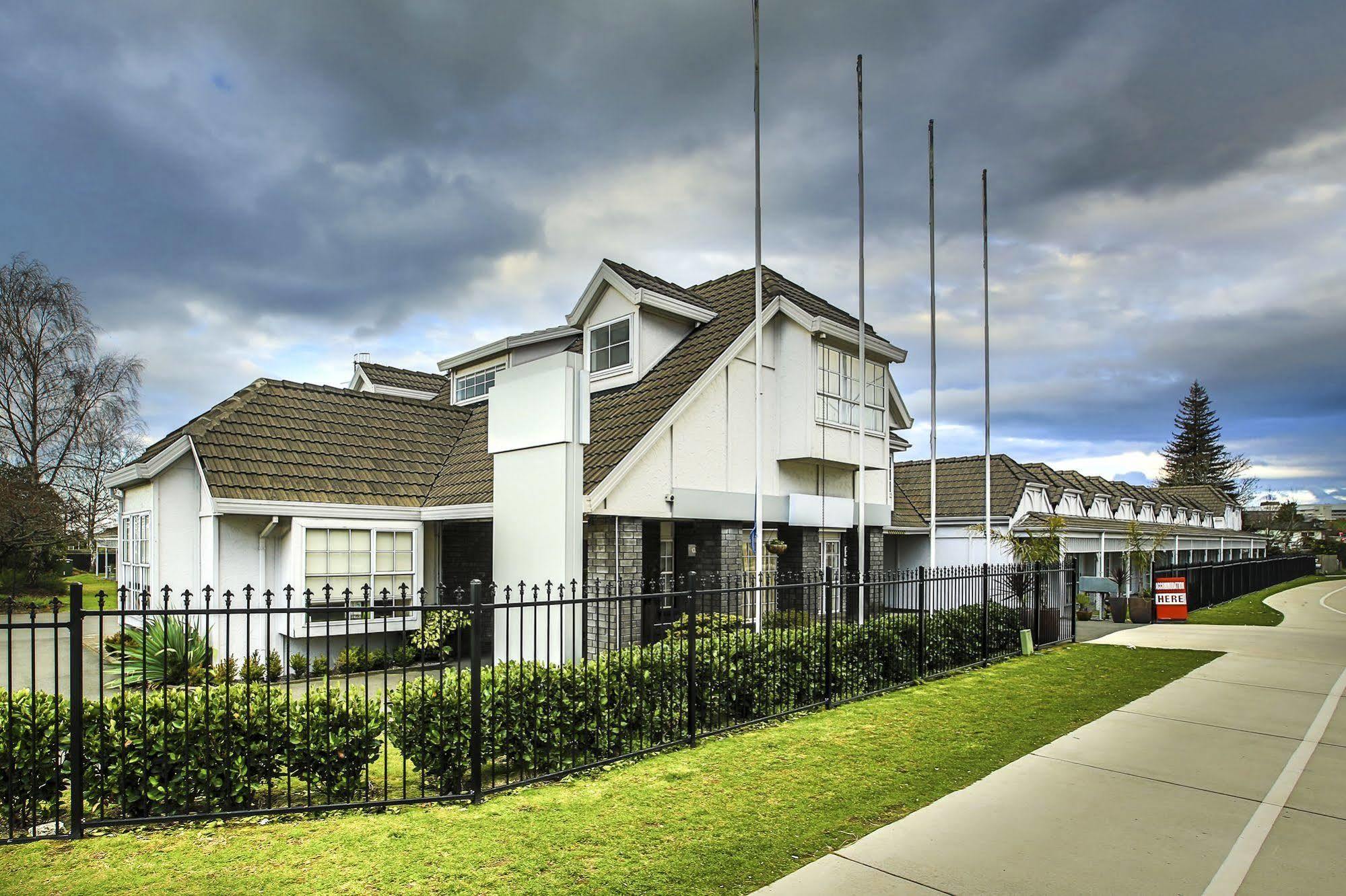 Lake Rotorua Hotel 4* Rotorua