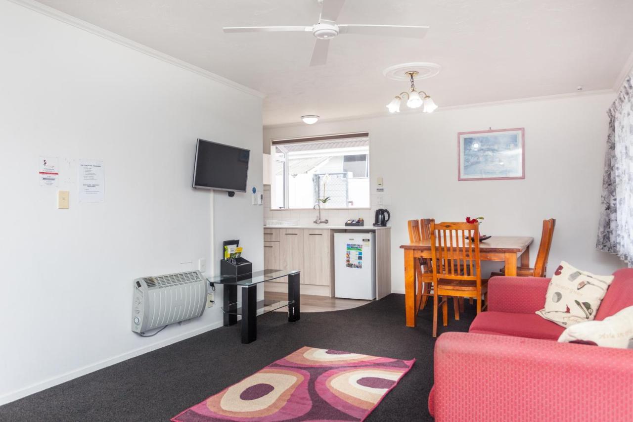 Rose Court Motel 4*