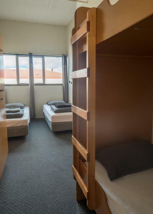 Hostel Rock Solid Backpackers