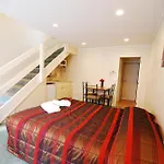 Baden Lodge Motel - Private Spa Bath