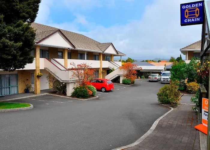Fenton Court Motel