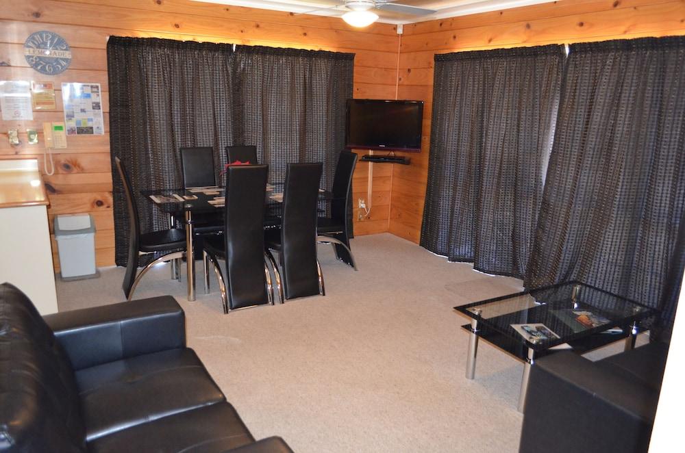 Cedarwood Lakeside & Conference Venue 4* Rotorua