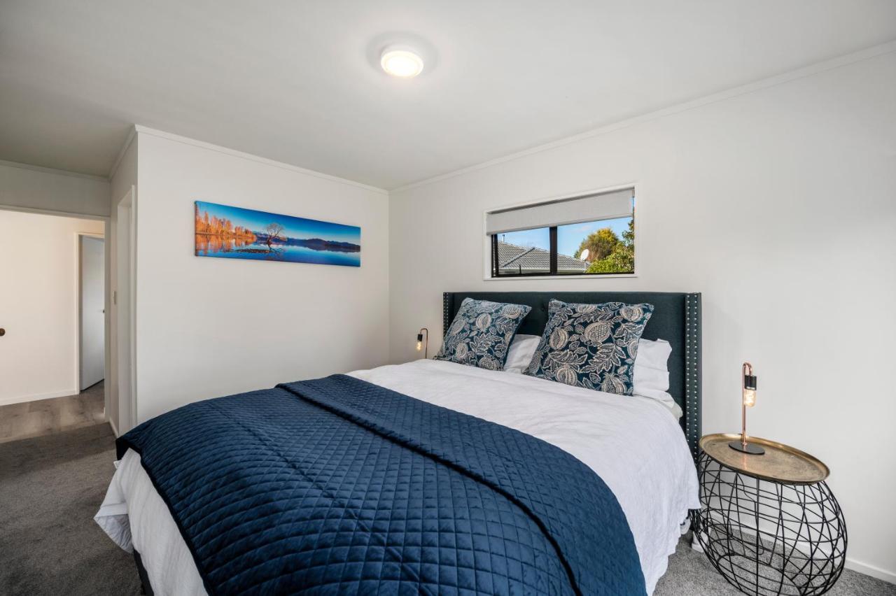 Holiday home Family Perfect, Winter Getaway, Secure Yard, Parking, Mountain Bikes, Arcade Rotorua