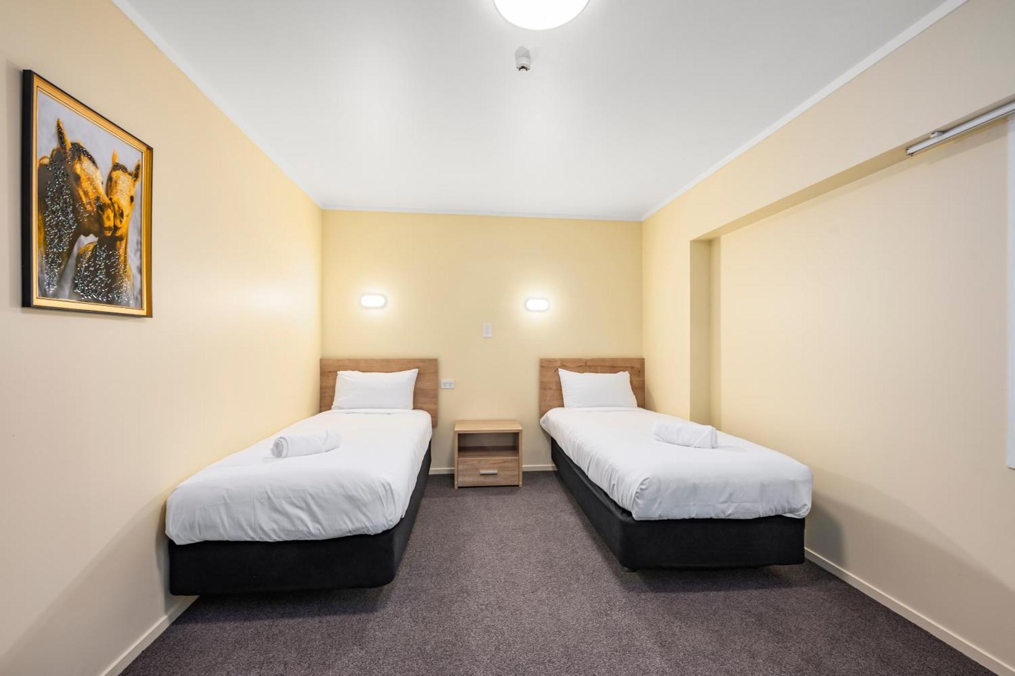 Fenton Court 4*