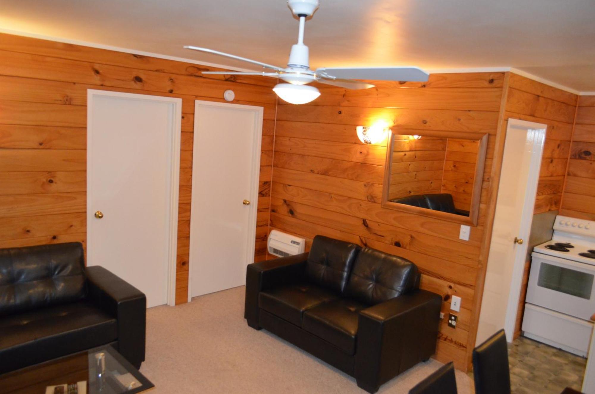 Cedarwood Lakeside & Conference Venue Motel Rotorua