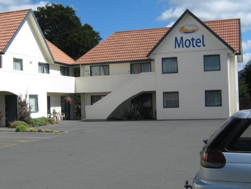 Bella Vista Motel 4*