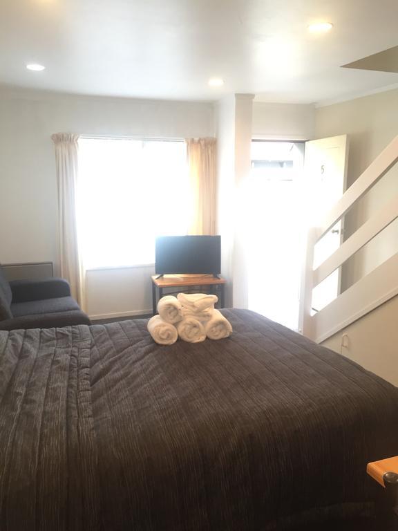 Motel Baden - Private Bath 4*
